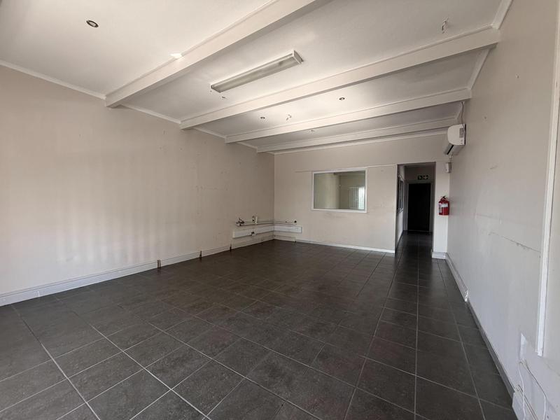 To Let Commercial Property for Rent in Walmer Eastern Cape